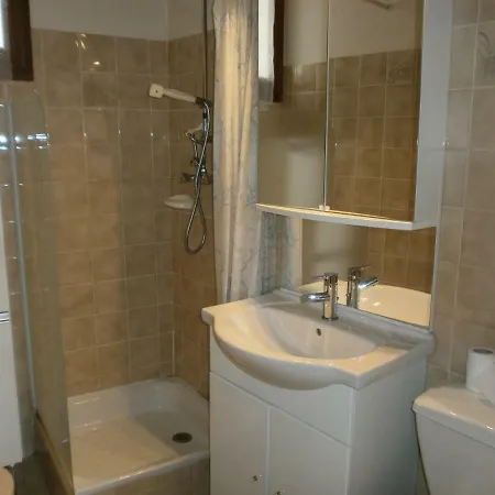 Apartment N°5 Agreable Et Bien Situe *